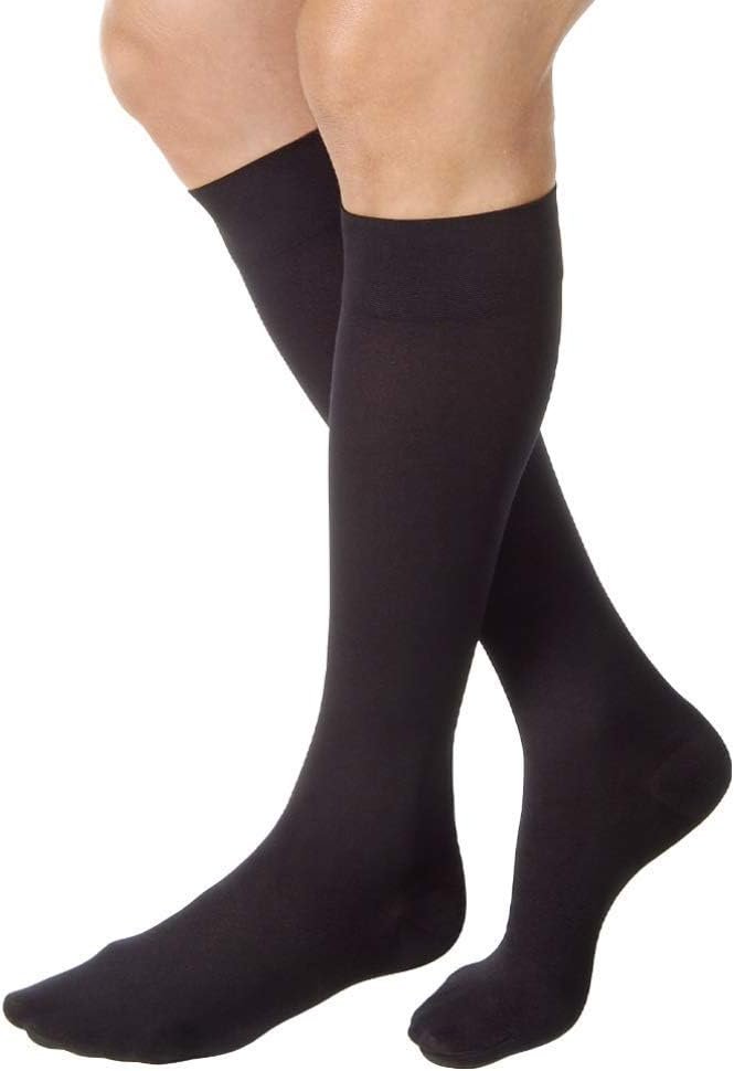 JOBST Relief 15-20 mmHg Knee High Graduated Compression Stockings - Regular Band, Closed Toe