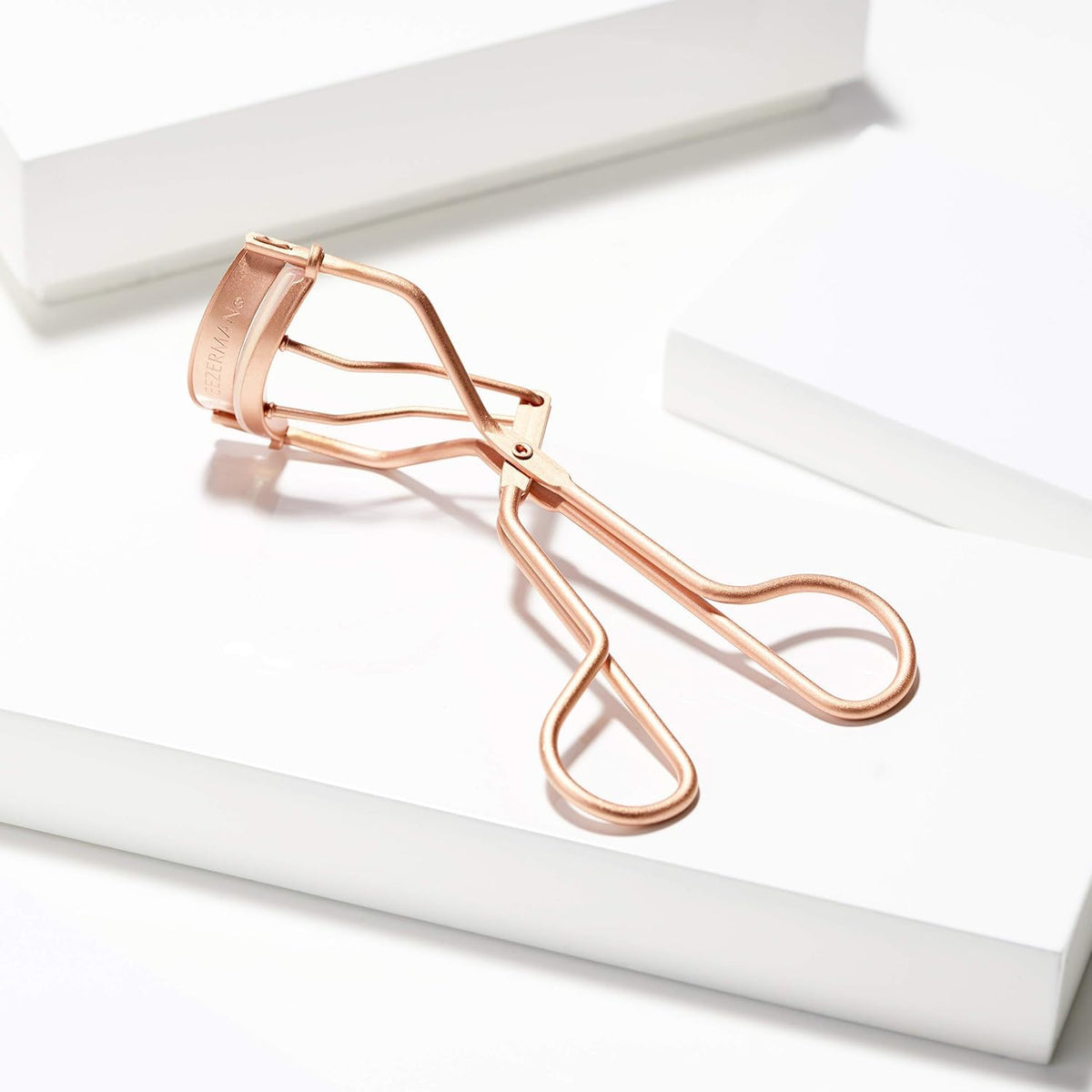 TWEEZERMAN Eyelash Curlers