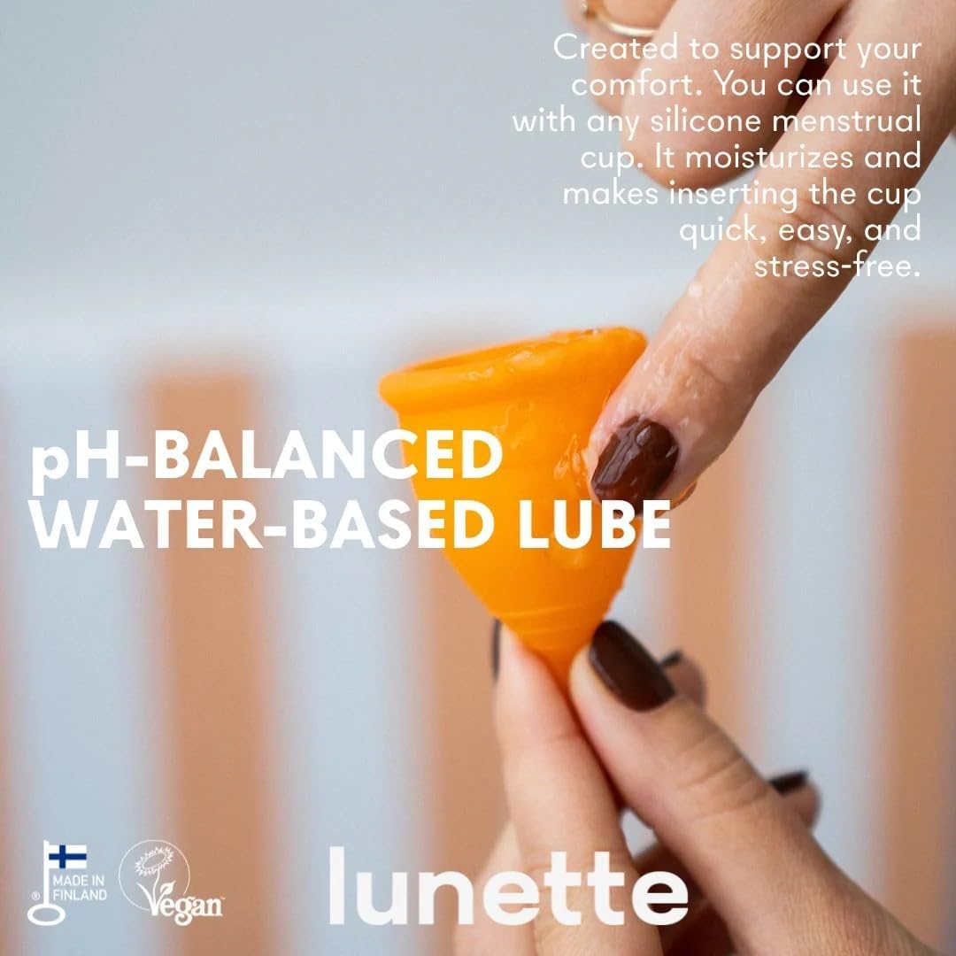 Lunette Water-Based Lube pH Balanced Personal Lubricant for Men, Women & Couples - Vaginal & Anal Lube, Easy Clean-Up, Toy Friendly, Condom Safe, lubricant for Menstrual Cups, Discs, 100ml 3.4 Fl Oz