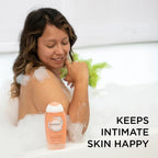 Femfresh Daily Intimate Wash - 250ml, pH & Microbiome Balanced, With Aloe Vera & Calendula Extracts, 94% Natural Origin Ingredients, Hypoallergenic & Soap-Free, Gentle Feminine Body Wash for Freshness