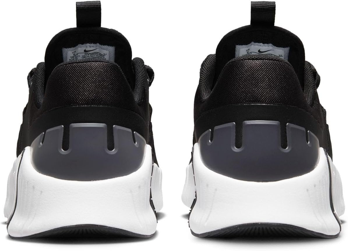 Nike Womens SneakerSneaker