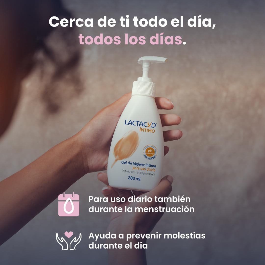 Lactacyd Intimate Hygiene Gel, Daily Care Without Soap, PH Balanced, Bath and Shower, Saving Pack 2 x 200 ml – Total 400 ml
