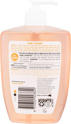 Femfresh Daily Intimate Wash 600ml - pH & Microbiome Balanced, With Aloe Vera & Calendula Extracts, 94% Natural Origin Ingredients, Hypoallergenic & Soap-Free, Gentle Feminine Wash for Freshness