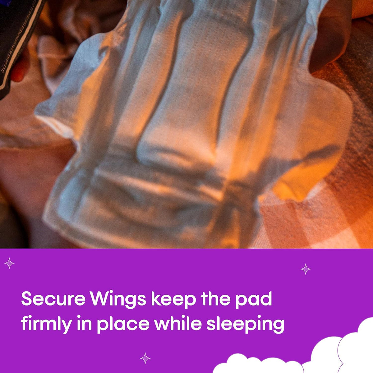U by Kotex Extra Overnight Pads Long with Wings 32 Pack (4 x 8 Pack) - Packaging May Vary