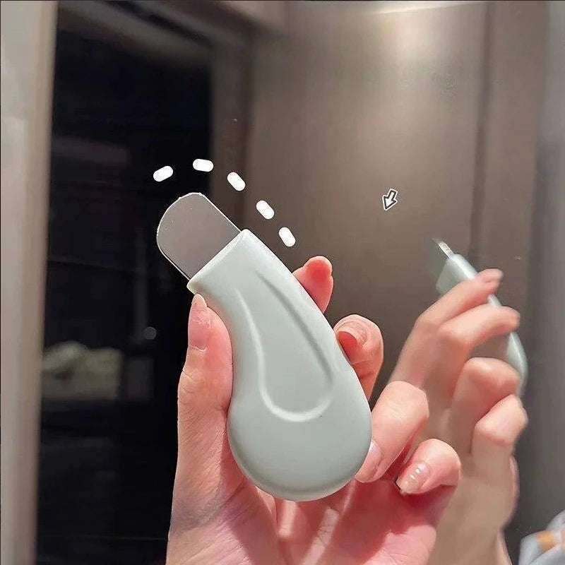 Silicone Nose Blackhead Remover — 1pc (Green or Pink)