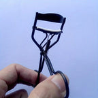 Manual Eyelash Curler (1PC) — Compact Lash Tool